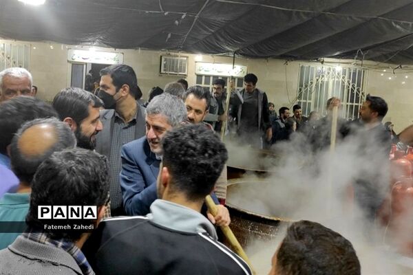 آیین پخت سمنو در مسجدحضرت  رقیه(س) ناحیه 3 شیراز