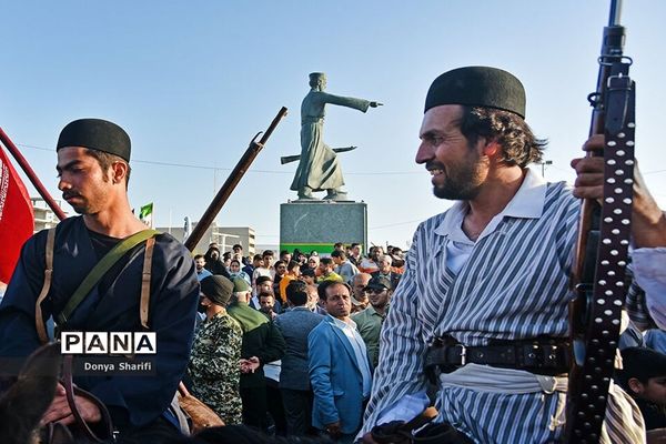 دیدار مردم بوشهر با رئیس جمهور