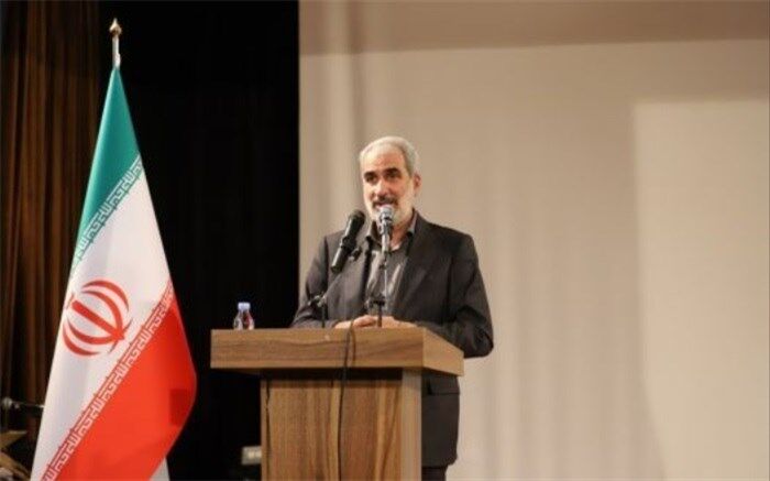 توجه به معلمان و دانشگاه‌های تربیت معلم مهم‌ترین وظیفه‌ای است که باید به آن پرداخته شود