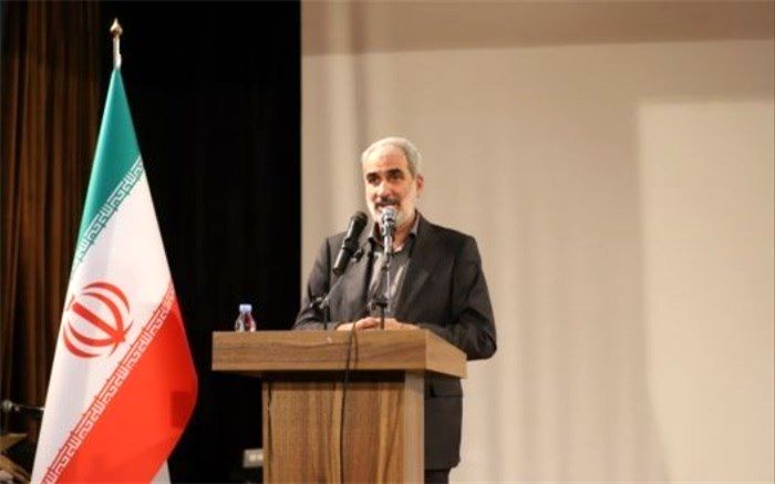توجه به معلمان و دانشگاه‌های تربیت معلم مهم‌ترین وظیفه‌ای است که باید به آن پرداخته شود