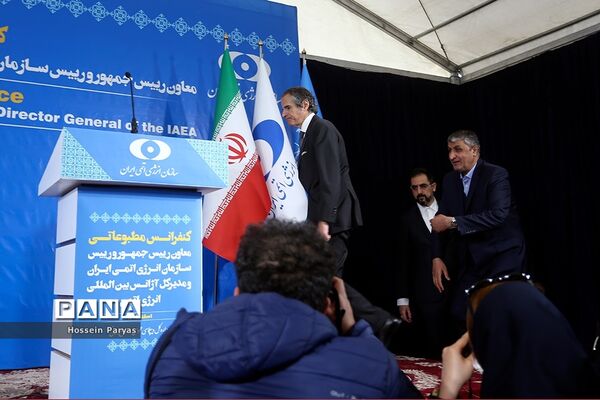 کنفرانس مطبوعاتی مشترک رئیس سازمان انرژی اتمی ایران و مدیرکل آژانس بین‌المللی انرژی اتمی