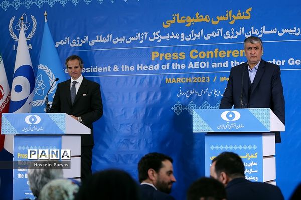 کنفرانس مطبوعاتی مشترک رئیس سازمان انرژی اتمی ایران و مدیرکل آژانس بین‌المللی انرژی اتمی