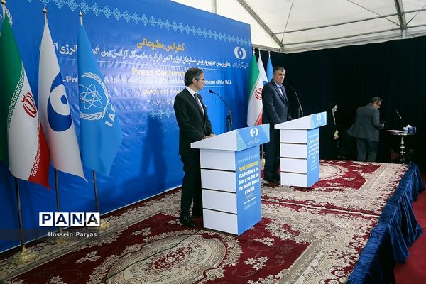 کنفرانس مطبوعاتی مشترک رئیس سازمان انرژی اتمی ایران و مدیرکل آژانس بین‌المللی انرژی اتمی