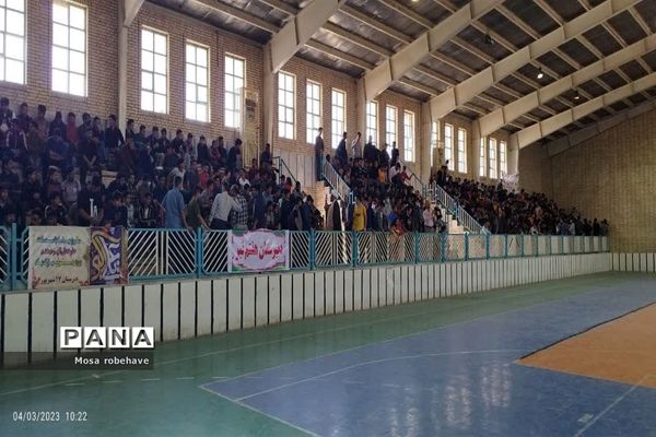 حضور پرشور جوانان شادگانی در مراسم ولادت حضرت اکبر«ع»  و روز جوان