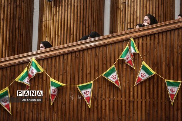 مراسم تجلیل از دانشجو معلمان برتر و سرآمد دانشگاه فرهنگیان