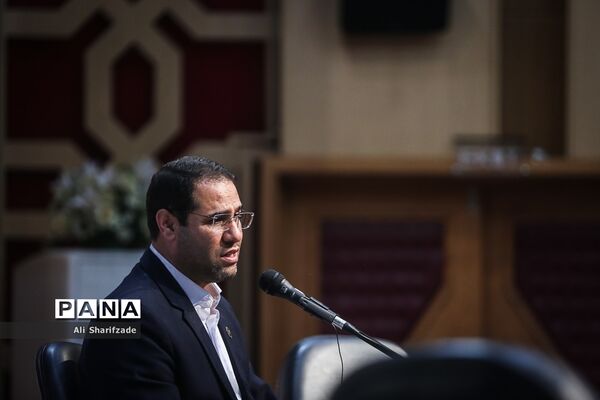 نشست خبری رئیس دانشگاه فرهنگیان کشور