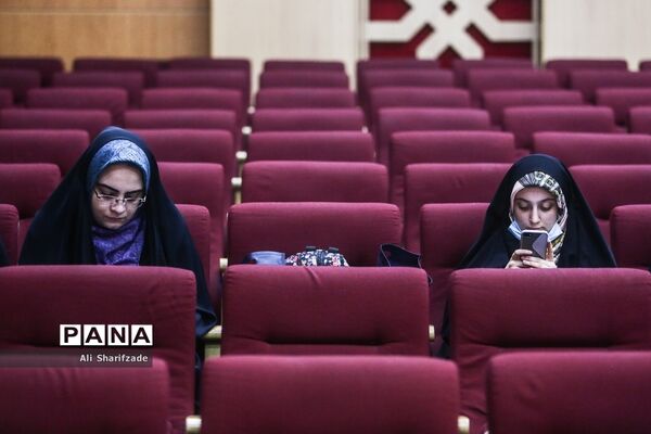 نشست خبری رئیس دانشگاه فرهنگیان کشور