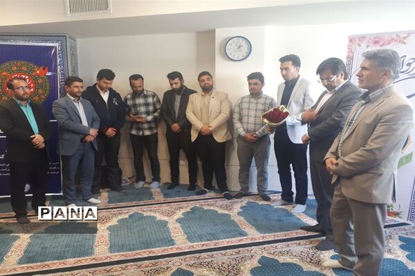 تجلیل ازکارمندان جوان اداره آموزش و پرورش ابرکوه