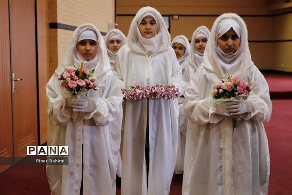 همایش استانی طلایه‌داران تربیت