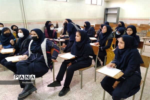 برگزاری طرح دادرس در دبیرستان عدالت شهر جوادآباد