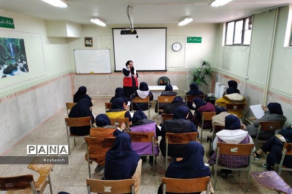 برگزاری طرح دادرس در دبیرستان عدالت شهر جوادآباد