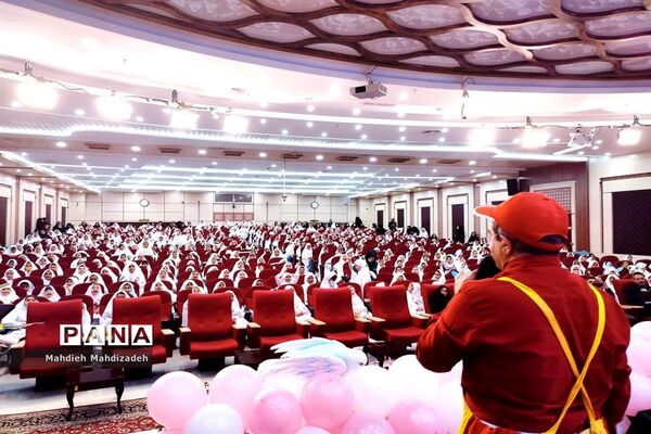 برگزاری جشن تکلیف بزرگ فرشتگان مشهدی