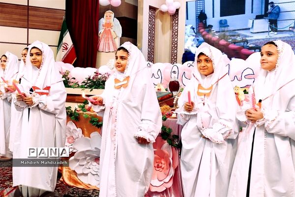 برگزاری جشن تکلیف بزرگ فرشتگان مشهدی