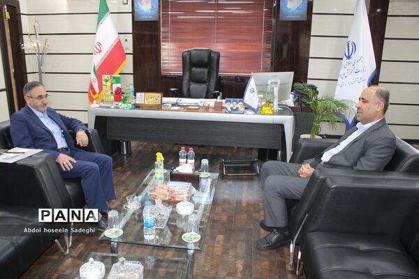 سومین روز فعالیت ستاد ارتباطات مردمی سفر ریاست جمهوری در آموزش و پرورش استان بوشهر
