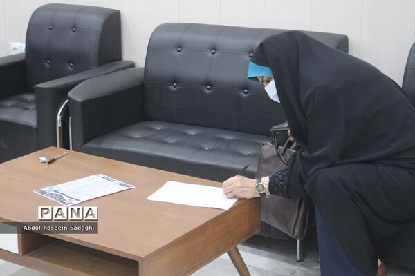 سومین روز فعالیت ستاد ارتباطات مردمی سفر ریاست جمهوری در آموزش و پرورش استان بوشهر