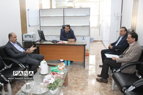 سومین روز فعالیت ستاد ارتباطات مردمی سفر ریاست جمهوری در آموزش و پرورش استان بوشهر