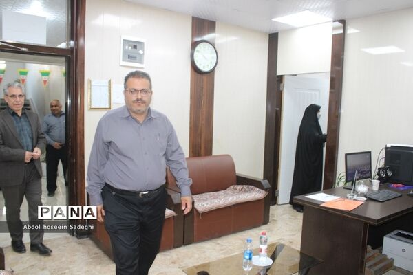 سومین روز فعالیت ستاد ارتباطات مردمی سفر ریاست جمهوری در آموزش و پرورش استان بوشهر