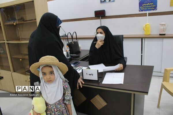 سومین روز فعالیت ستاد ارتباطات مردمی سفر ریاست جمهوری در آموزش و پرورش استان بوشهر