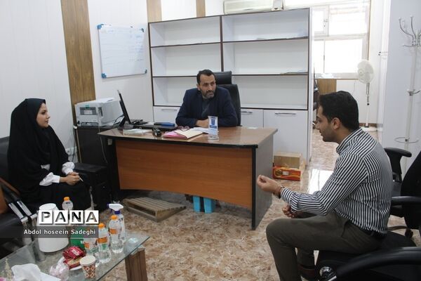 سومین روز فعالیت ستاد ارتباطات مردمی سفر ریاست جمهوری در آموزش و پرورش استان بوشهر