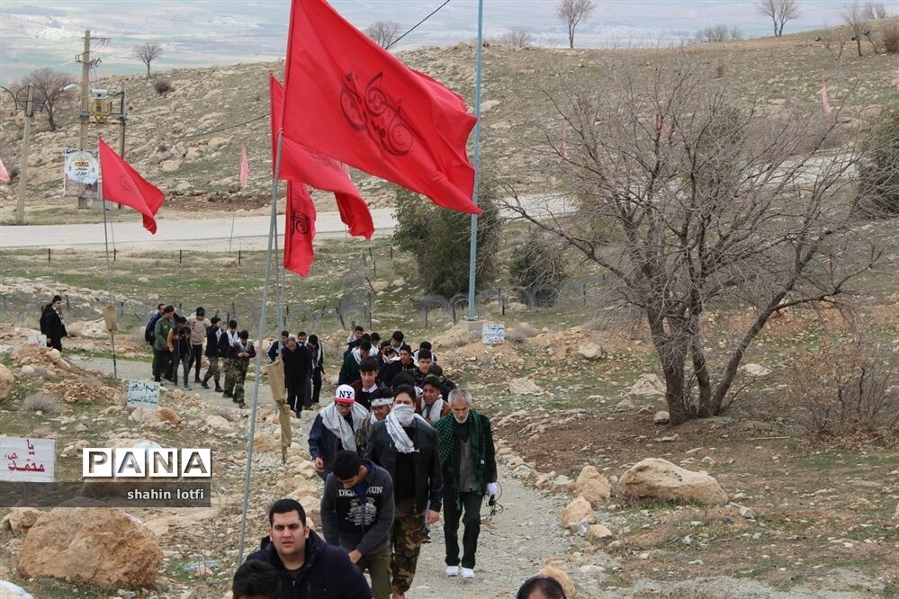 اعزام دانش‌آموزان کرمانشاه به اردوی راهیان نور