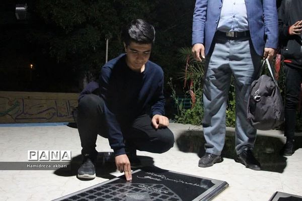 دانش‌آموزان پسر رودهن در اردوی راهیان نور