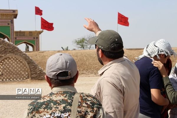 دانش‌آموزان پسر رودهن در اردوی راهیان نور