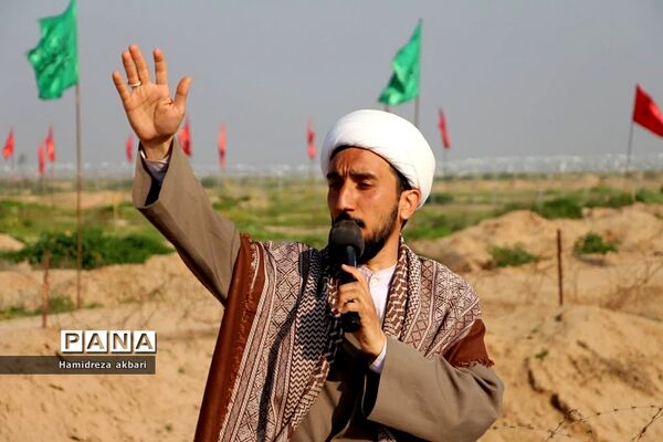 دانش‌آموزان پسر رودهن در اردوی راهیان نور