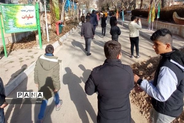 روز اول اردوی دانش‌آموزان زیارت اولی اصفهانی در مشهد مقدس