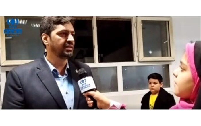 دانش‌آموزان دبستان پسرانه فرهیختگان شبی را با خانواده در مدرسه به سر بردند