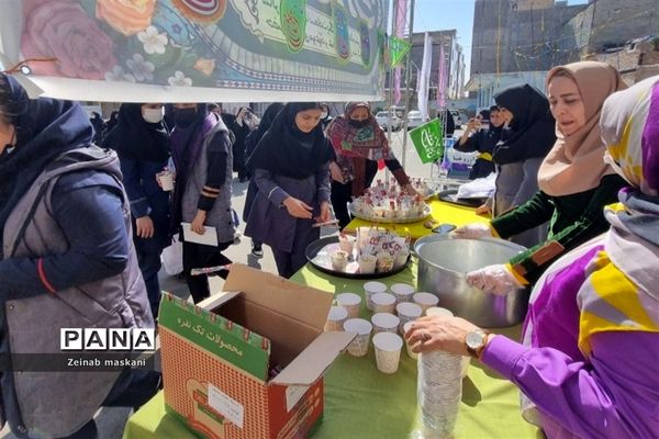 جشن اعیاد شعبانیه و تقدیر از دانش‌آموزان ممتاز در مدرسه شهید قدرت بیگلو ملارد