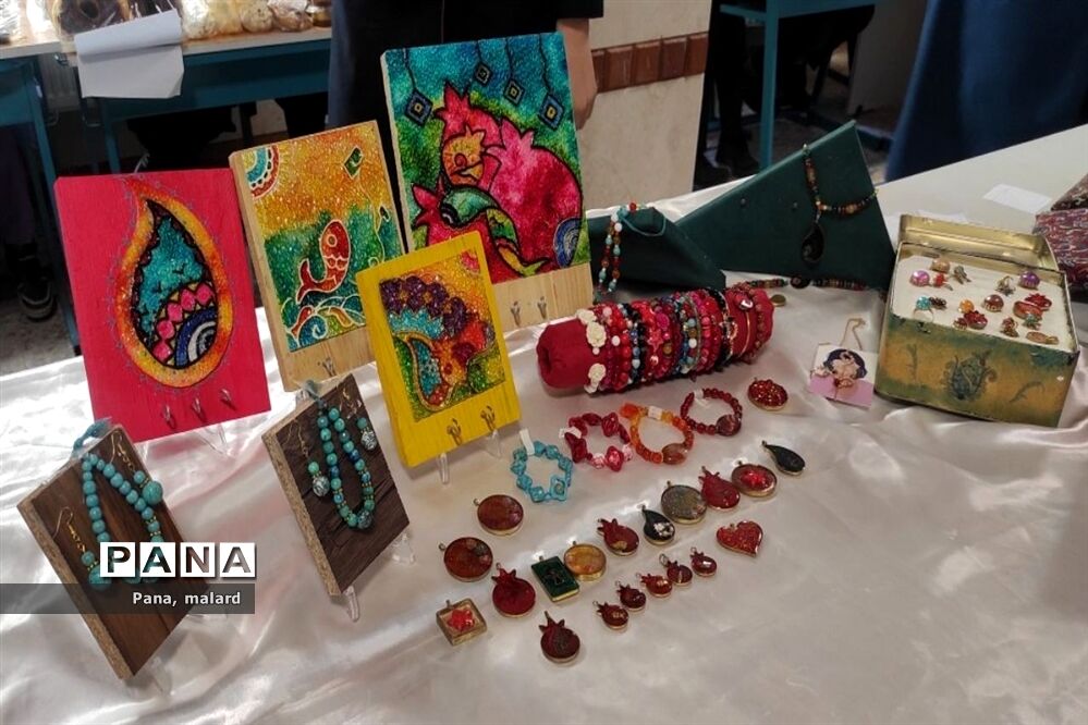 برپایی بازارچه دانش‌‌‌آموزی‌ در مدارس ملارد