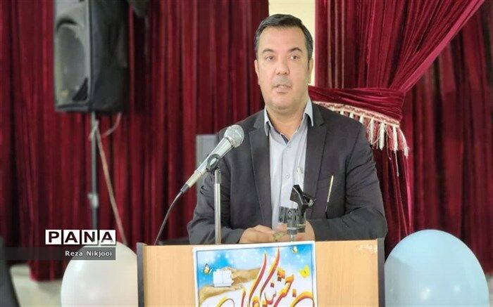 تلاش همگانی برای حل مشکلات مالی مردم بی‌بضاعت ضروری است