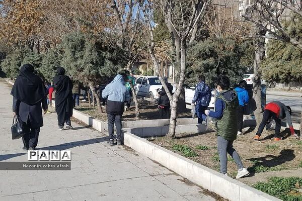 جشنواره پلاگینگ در دبستان پسرانه سما یک رودهن