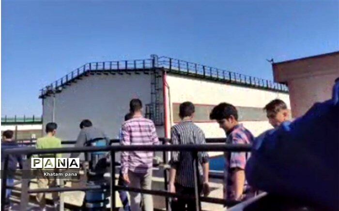 برگزاری اردوی علم و دانش دبیرستان امیرکبیر شهرستان خاتم /فیلم