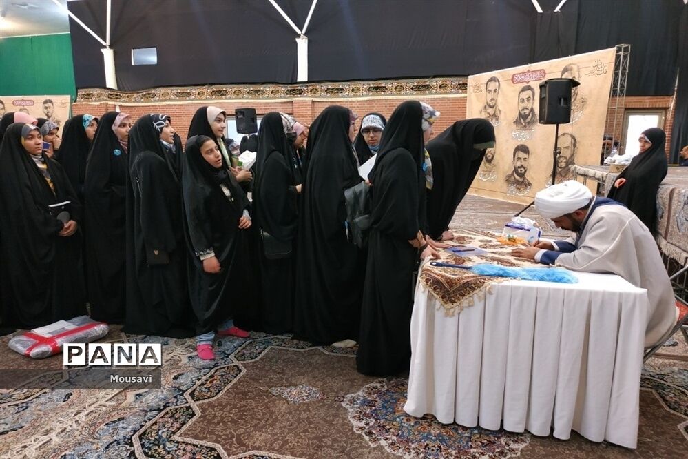 دورهمی دختران بینهایتی شهر تهران در آستانه نیمه شعبان