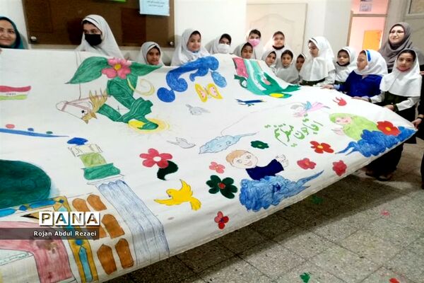 نقاشی همگانی دانش‌آموزان آموزشگاه الله‌اکبر اسلامشهر