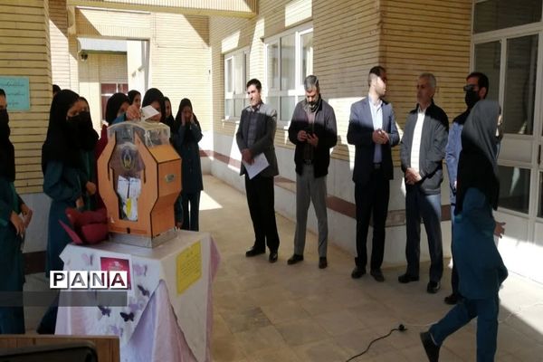 برگزاری جشن نیکوکاری در آموزشگاه دخترانه آیت‌الله کاشانی داران