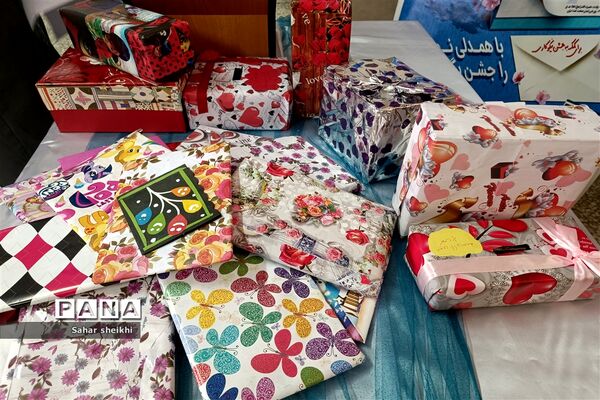 آیین جشن نیکوکاری در مدرسه حاجیه نوری ملارد