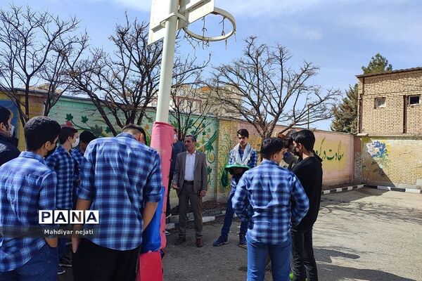 آیین نمادین روز درختکاری در دبیرستان استعدادهای درخشان شهید بهشتی رودهن
