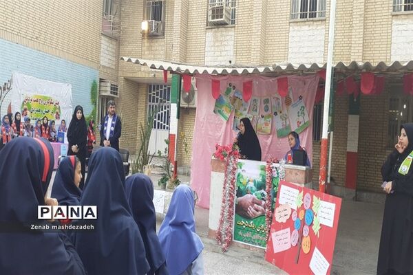 نواختن زنگ درختکاری در مدارس شادگان