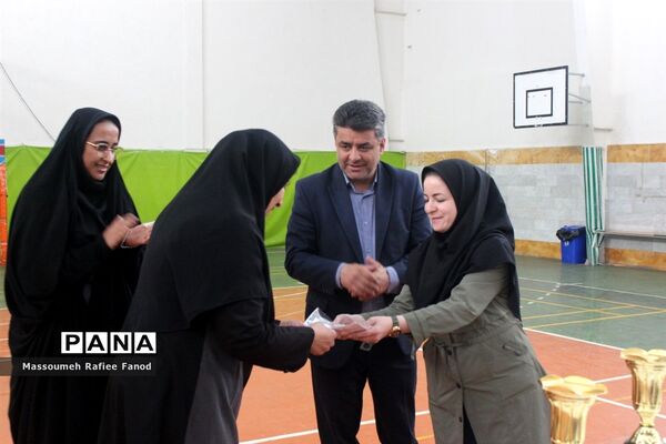 اختتامیه مسابقات هندبال دختران شهرستان گلبهار