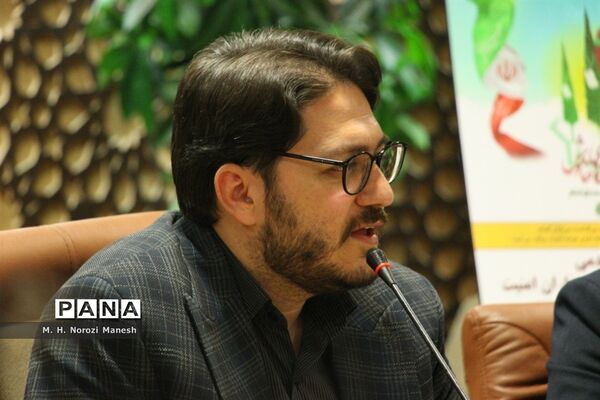 نشست خبری ستاد تسهیلات زائران و خدمات سفر استان قم