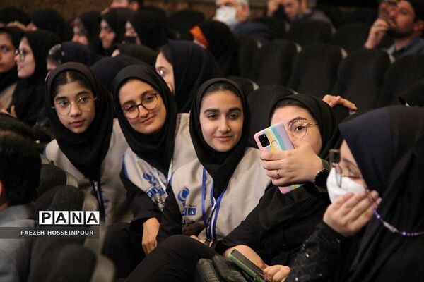 حضور دانش‌آموز خبرنگاران شهرستان‌های تهران در هشتمین جشنواره رسانه‌ای ابوذر