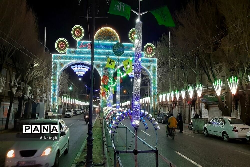 آماده‌سازی فضای محله‌ها برای جشن بزرگ نیمه شعبان