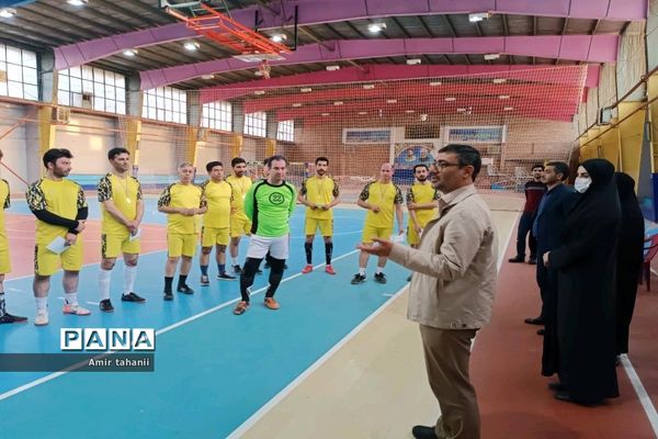 برگزاری مسابقه فوتسال فرهنگیان منطقه ۱۸