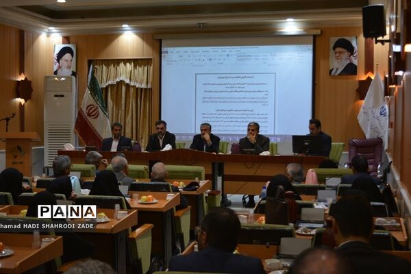 جلسه شورای نظارت بر مدارس و مراکز غیر دولتی و تجلیل از کارگروه مدارس و مراکز غیر دولتی خراسان رضوی