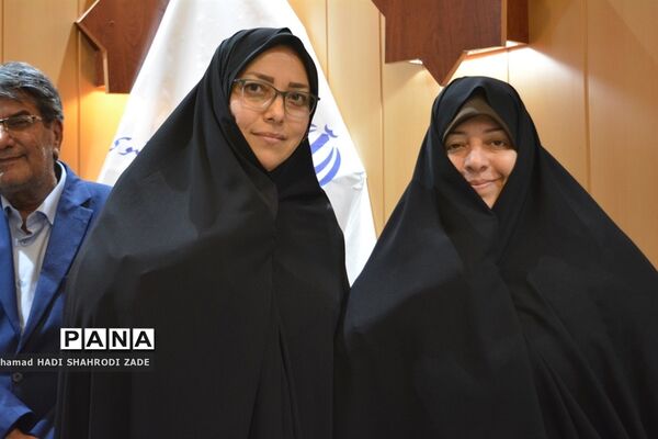 جلسه شورای نظارت بر مدارس و مراکز غیر دولتی و تجلیل از کارگروه مدارس و مراکز غیر دولتی خراسان رضوی