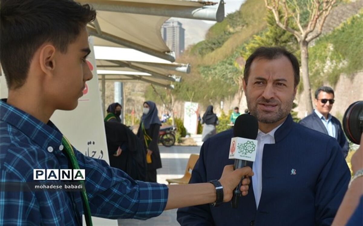دانش‌آموزان می‌توانند بهترین مروج فرهنگ درختکاری باشند