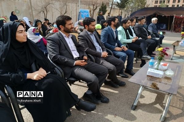 جشن نیکوکاری و درختکاری  در مدرسه مسلم صادقی شریف‌آباد پاکدشت