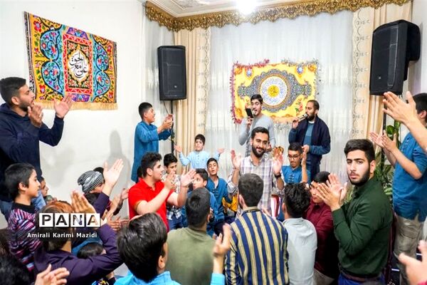 جشن خانگی هیات دانش‌آموزی انصارالمهدی ناحیه 3 به مناسبت میلاد امام زمان(عج)